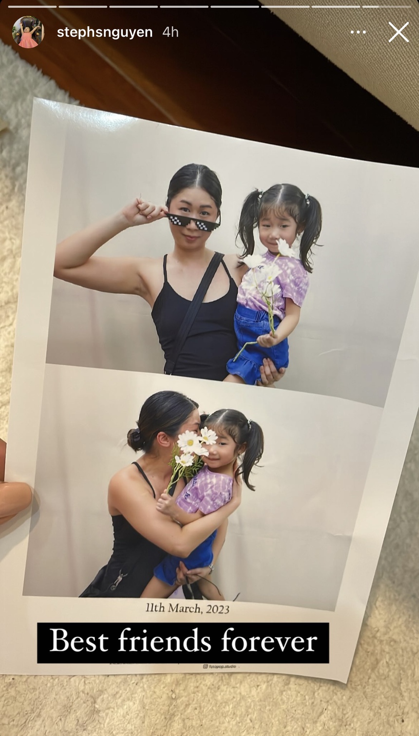 Cháu ngoại "vua hàng hiệu" Johnathan Hạnh Nguyễn lấy điện thoại mẹ để làm một hành động, phản ứng của ái nữ tỷ phú sau đó mới gây chú ý - Ảnh 4.