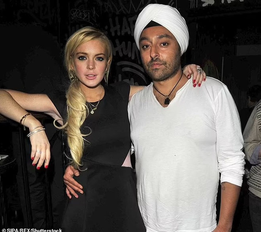 (Bài đăng Chủ nhật) 'Cô nàng lắm chiêu' Lindsay Lohan chuẩn bị đón con đầu lòng, sẽ có 'happy ending'? - Ảnh 4. (Bài đăng Chủ nhật) 'Cô nàng lắm chiêu' Lindsay Lohan chuẩn bị đón con đầu lòng, sẽ có 'happy ending'? - Ảnh 4.