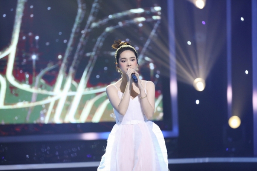 Tranh cãi diễn viên Quỳnh Lương đi thi hát, khán giả: 'Hát cứ như đọc' - Ảnh 4.