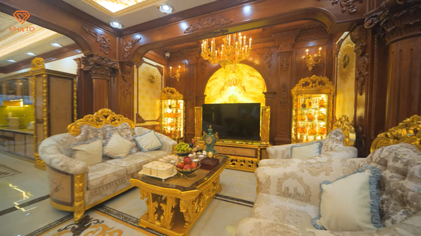 Khu vườn tiền tỷ, độc đáo trong các căn biệt thự: Những chiếc đèn đá ngoại nhập hơn 100 năm tuổi, hồ cá koi là điều không thể thiếu - Ảnh 22. Khu vườn tiền tỷ, độc đáo trong các căn biệt thự: Những chiếc đèn đá ngoại nhập hơn 100 năm tuổi, hồ cá koi là điều không thể thiếu - Ảnh 22.