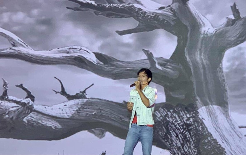 Quán quân thi chung với Hương Giang, từng khiến Mỹ Tâm thất vọng: Tuyên bố giải nghệ vì mất giọng, cuộc sống hiện tại giờ ra sao? - Ảnh 11.