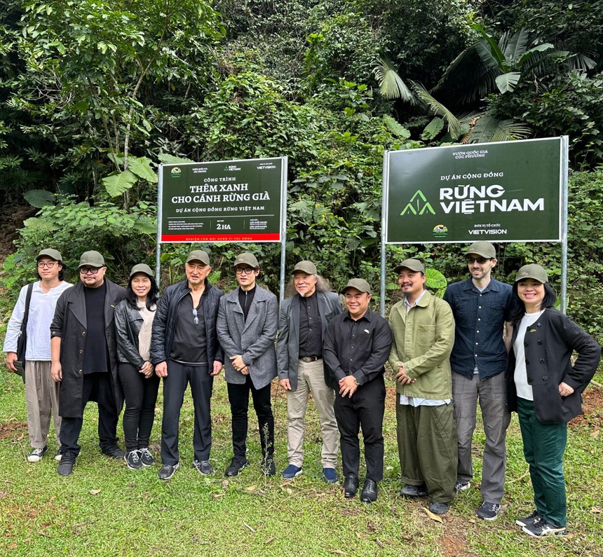 Bỏ qua những hạt sạn, khán giả vẫn nhắc đến những điều này sau đêm nhạc "rực rỡ" của Hà Anh Tuấn - Ảnh 10. Bỏ qua những hạt sạn, khán giả vẫn nhắc đến những điều này sau đêm nhạc "rực rỡ" của Hà Anh Tuấn - Ảnh 10.