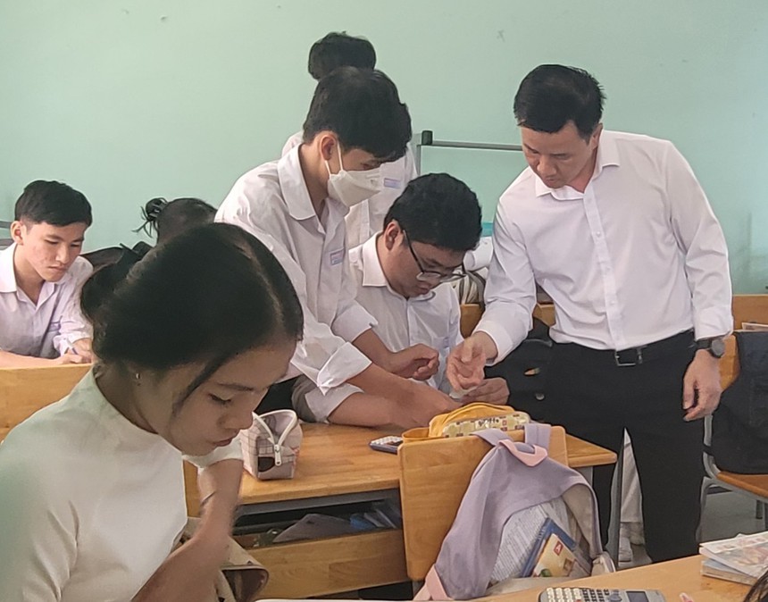 Bà Rịa-Vũng Tàu: Hàng chục thầy trò trường THPT Nguyễn Du đăng ký hiến tạng, hiến xác - Ảnh 2.