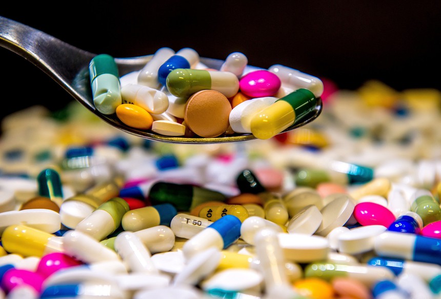 Cảnh báo thuốc kháng sinh mất tác dụng ngăn siêu vi khuẩn gây chết người - Ảnh 1.