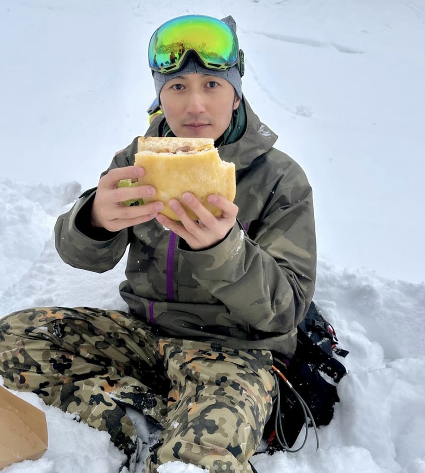 Hình ảnh thân mật của ca sĩ Vương Phi và Tạ Đình Phong bị nghi ngờ bị rò rỉ khiến netizen đồn đoán - Ảnh 4.