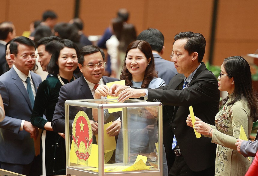 Quốc hội bầu đồng chí Võ Văn Thưởng làm Chủ tịch nước - Ảnh 5.