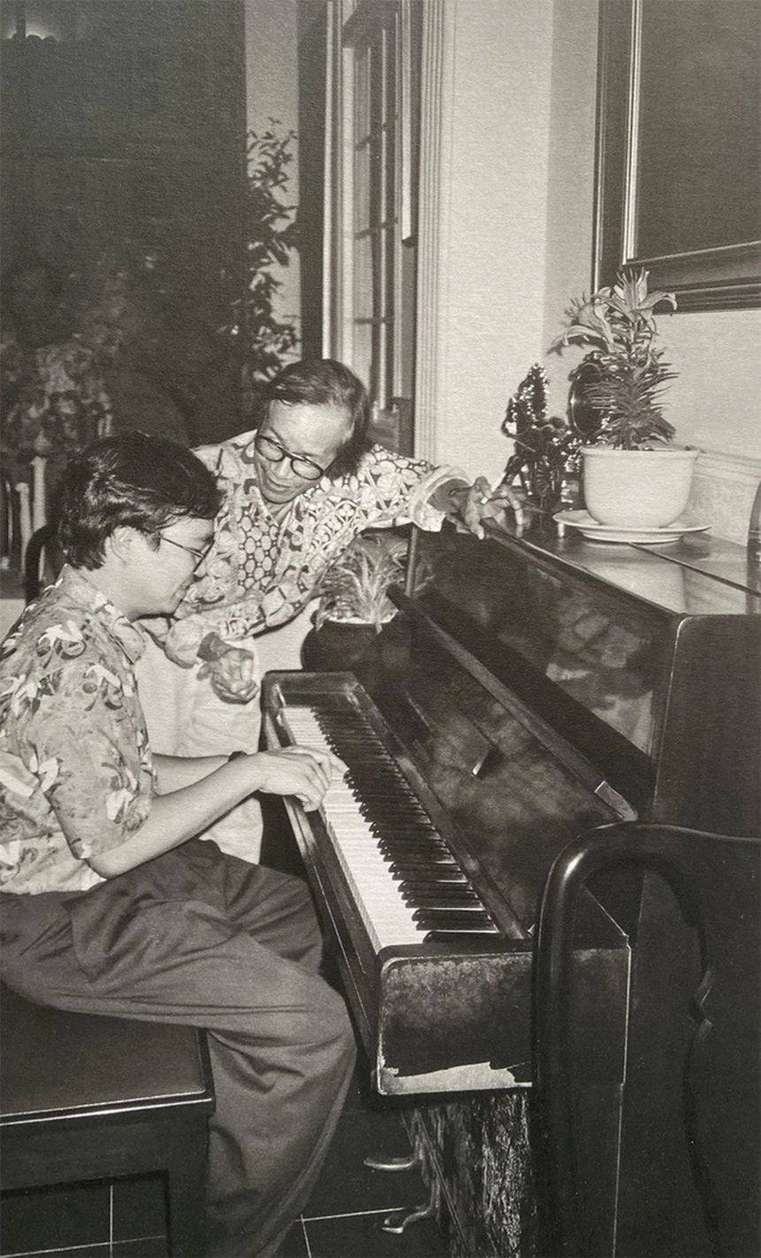 Nhiếp ảnh gia Dương Minh Long: 'Trịnh Công Sơn - lần đầu gặp lại' và sẽ còn những lần tiếp theo - Ảnh 5. Nhiếp ảnh gia Dương Minh Long: 'Trịnh Công Sơn - lần đầu gặp lại' và sẽ còn những lần tiếp theo - Ảnh 5.