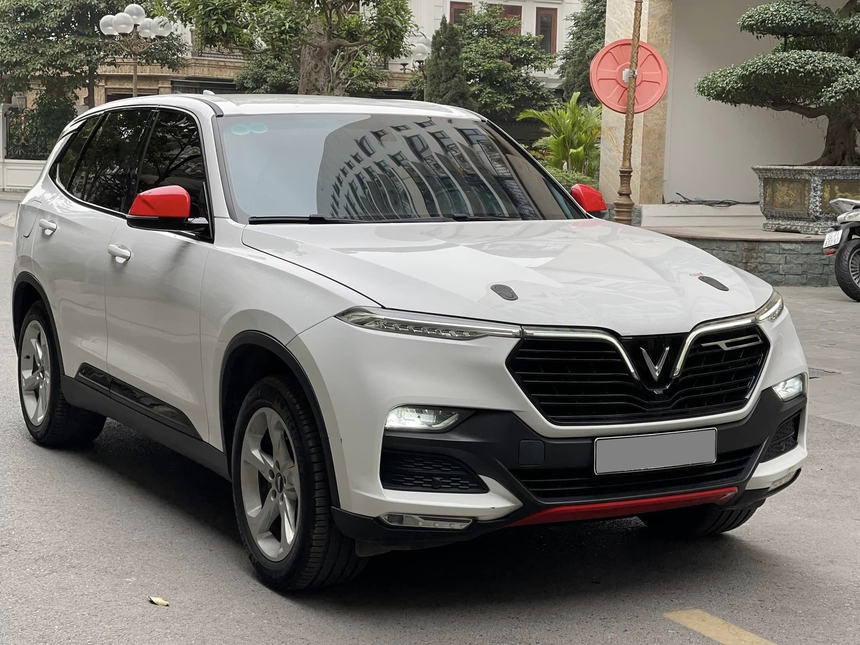 VinFast Lux SA2.0 bản độc nhất Việt Nam rao bán ngang ngửa Kia Seltos - Ảnh 2.