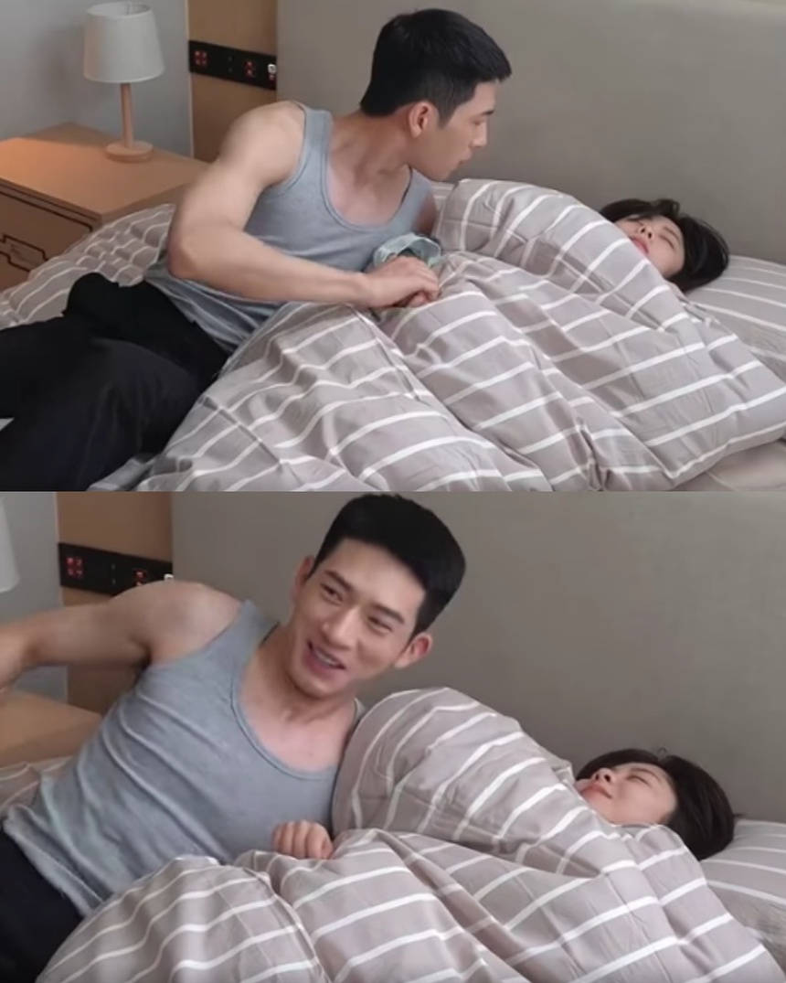 'Quy Lộ': Bí mật sau cảnh giường chiếu của Đàm Tùng Vận - Tỉnh Bách Nhiên, làm thế nào mà nam nữ chính cười ngất? - Ảnh 5.