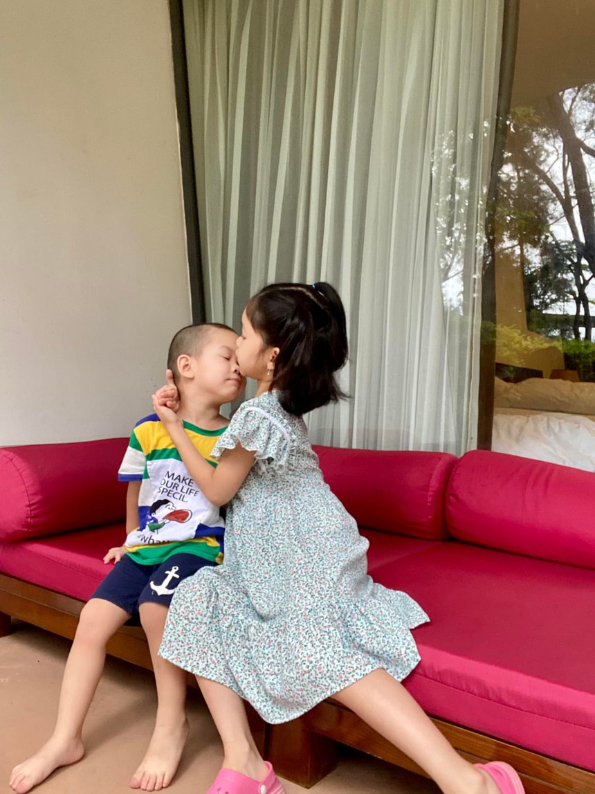 Nhan sắc đời thường của Top 5 Hoa hậu vào vai vợ bạn xấu tính trong 'Dưới bóng cây hạnh phúc' - Ảnh 9. Nhan sắc đời thường của Top 5 Hoa hậu vào vai vợ bạn xấu tính trong 'Dưới bóng cây hạnh phúc' - Ảnh 9.