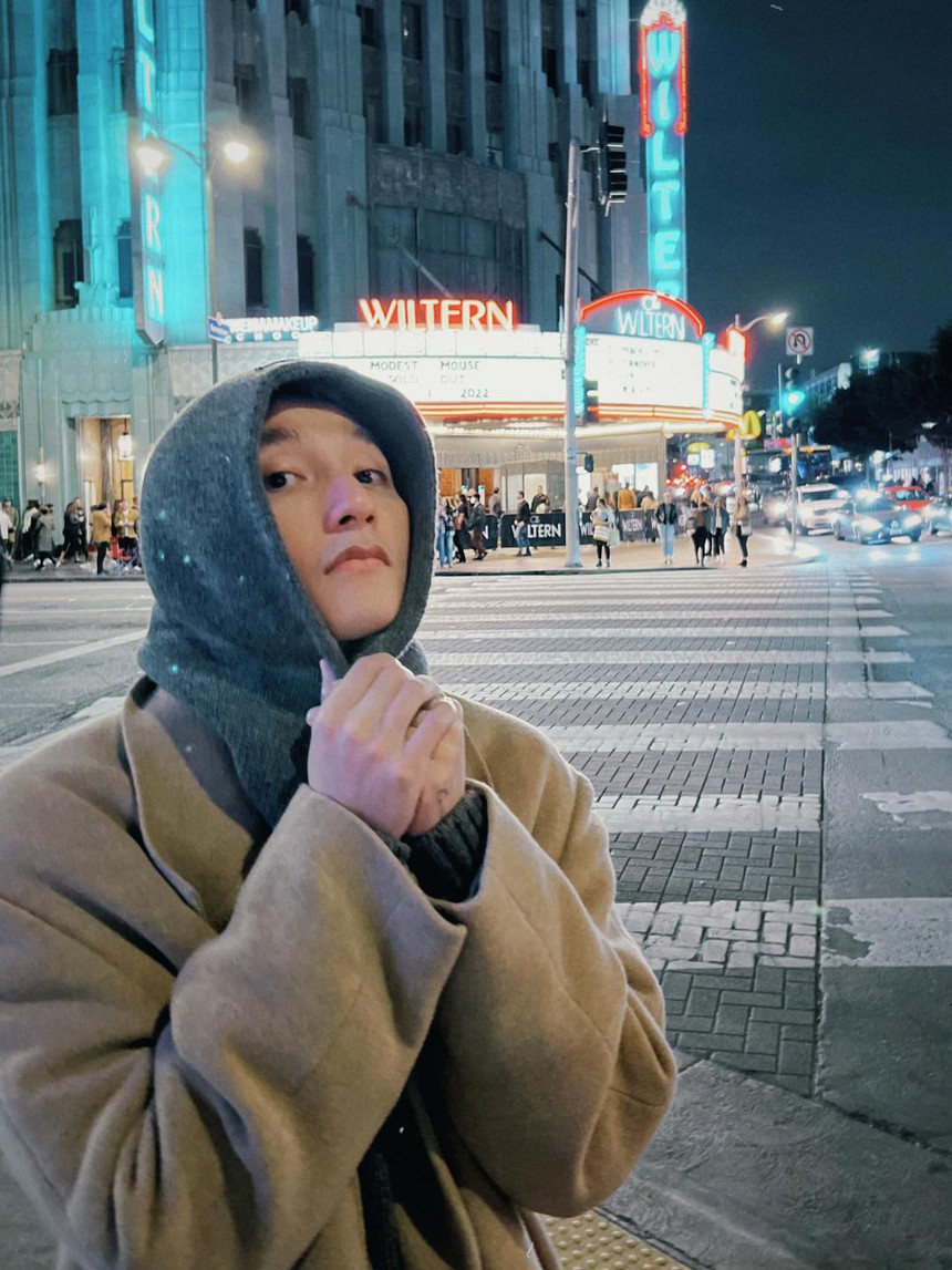 Phát hiện Sơn Tùng tung ảnh cũ tại Mỹ, “đánh lạc hướng” chuẩn bị cho màn comeback sắp đến? - Ảnh 3.