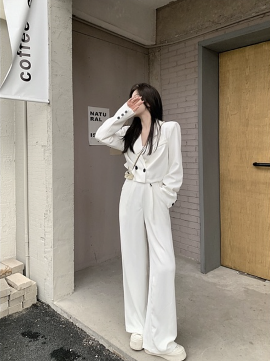 MC chuyên giới đầu tiên tại VTVcab: - Ảnh 5. MC chuyên giới đầu tiên tại VTVcab: - Ảnh 5.