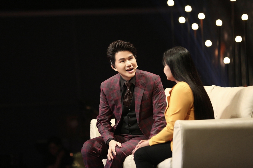 MC Vũ Mạnh Cường: Chỉ ngủ 3 giờ mỗi ngày, bị cắt dẫn show truyền hình - Ảnh 3.