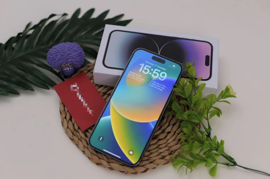 Giá iPhone 14 Pro Max xuống thấp nhất kể từ khi về Việt Nam, MacBook Air M1"bay" 1/3 giá trị - Ảnh 1.