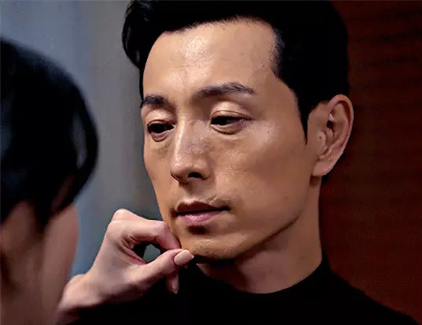 Túi xách sang chảnh giá bằng cả chiếc xế hộp trong 'The Glory' gây chú ý người xem - Ảnh 2. Túi xách sang chảnh giá bằng cả chiếc xế hộp trong 'The Glory' gây chú ý người xem - Ảnh 2.