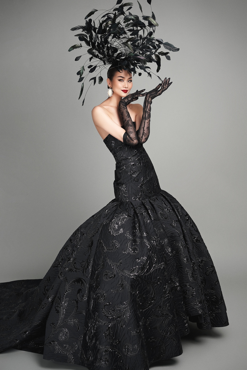 Thanh Hằng từ gợi cảm, trẻ trung đến sang trọng, thanh lịch trong loạt thiết kế mới của Đỗ Mạnh Cường - Ảnh 8.