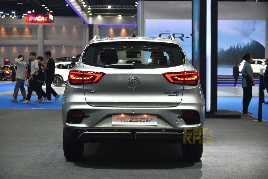 Tôi ngồi thử MG ZS điện có thể về Việt Nam: Công nghệ không kém VF e34, pin chạy Hà Nội - Đà Nẵng chỉ 2 lần sạc, giá quy đổi hơn 700 triệu - Ảnh 3.