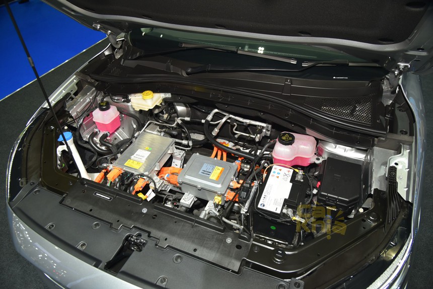 Tôi ngồi thử MG ZS điện có thể về Việt Nam: Công nghệ không kém VF e34, pin chạy Hà Nội - Đà Nẵng chỉ 2 lần sạc, giá quy đổi hơn 700 triệu - Ảnh 9.