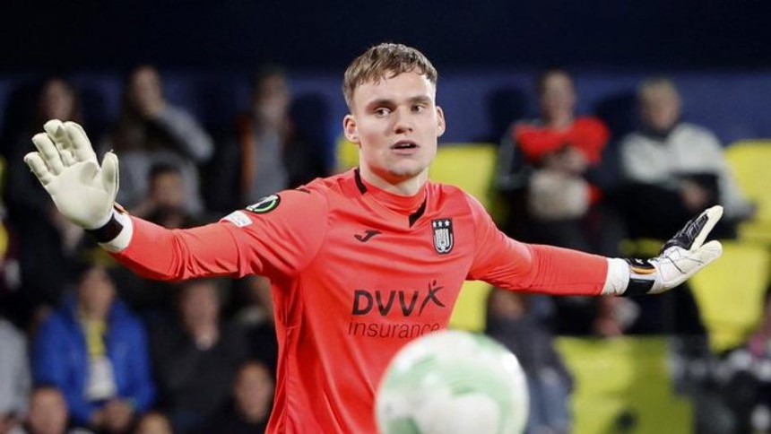 Tin bóng đá MU 20/3: MU thưởng lớn cho HLV Ten Hag, Maguire bị treo giò - Ảnh 4.