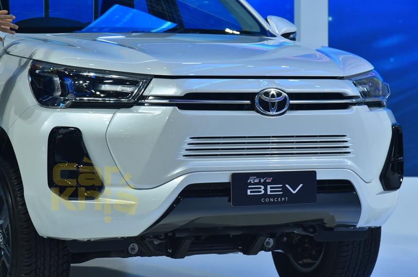 Tôi sang Thái sờ tận tay Hilux điện, cabin đơn: Có nhiều thứ như không phải xe Toyota - Ảnh 4. Tôi sang Thái sờ tận tay Hilux điện, cabin đơn: Có nhiều thứ như không phải xe Toyota - Ảnh 4.