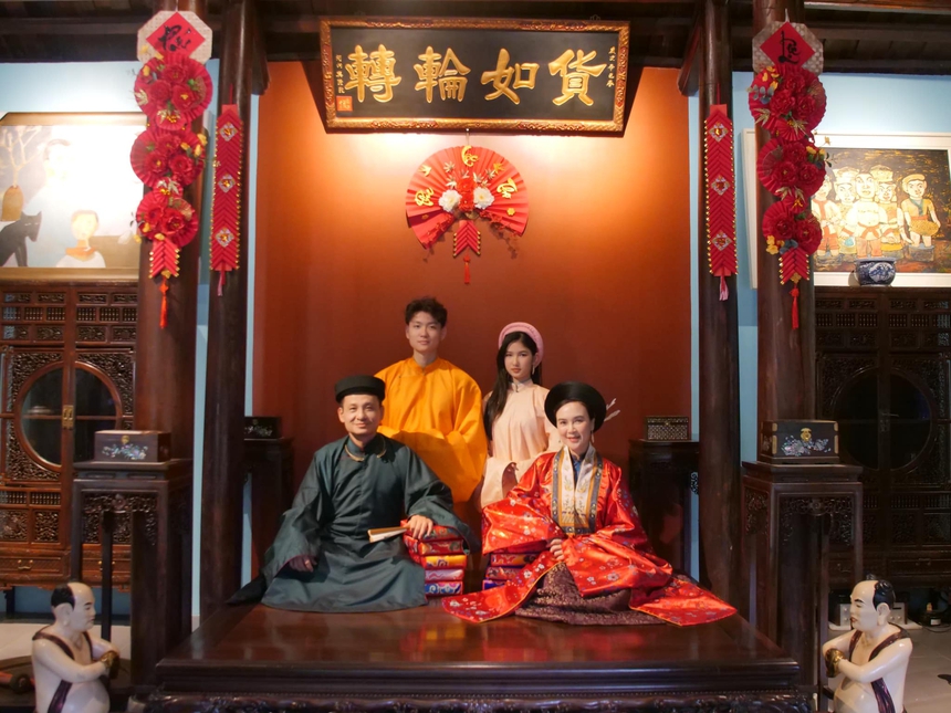 Người đàn ông “biến” mảnh đất 10.000m2 thành nhà vườn đậm chất cổ xưa: Đại gia đình quây quần, có cả không gian cho vợ cũ - Ảnh 3. Người đàn ông “biến” mảnh đất 10.000m2 thành nhà vườn đậm chất cổ xưa: Đại gia đình quây quần, có cả không gian cho vợ cũ - Ảnh 3.