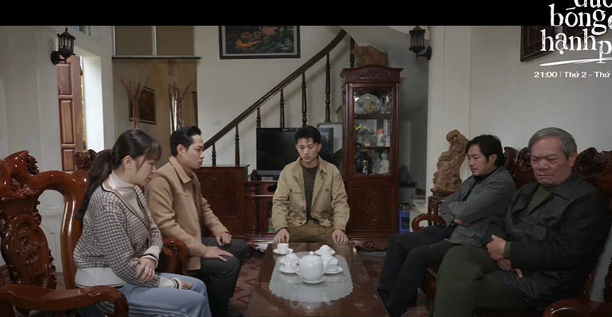 'Dưới bóng cây hạnh phúc' tập 40: Danh báo nợ 1 tỷ, muốn ly hôn để giải thoát cho vợ - Ảnh 1.