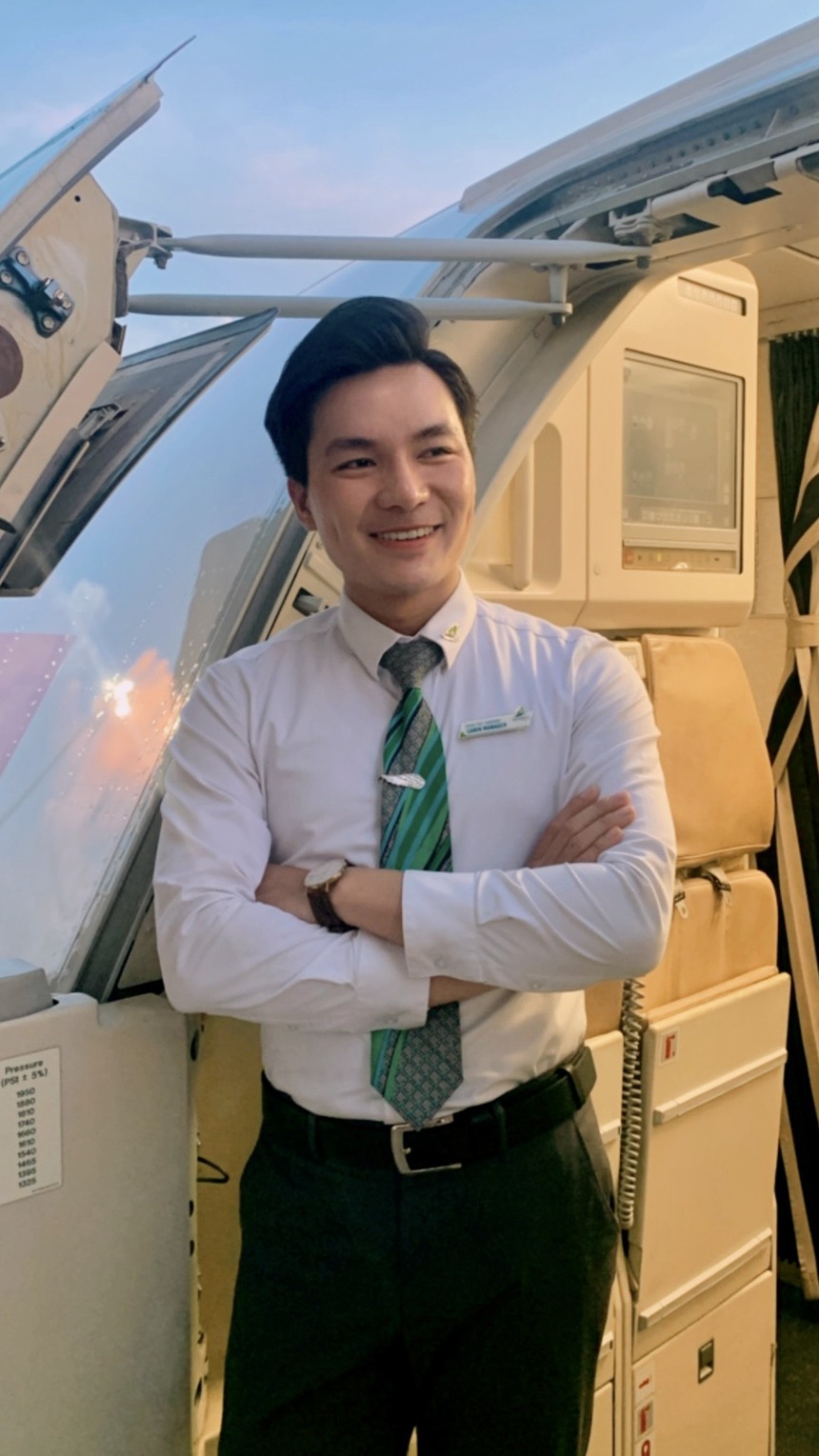 MC Quốc Trí: Tôi may mắn khi được làm cả MC lẫn tiếp viên hàng không cùng lúc - Ảnh 4.
