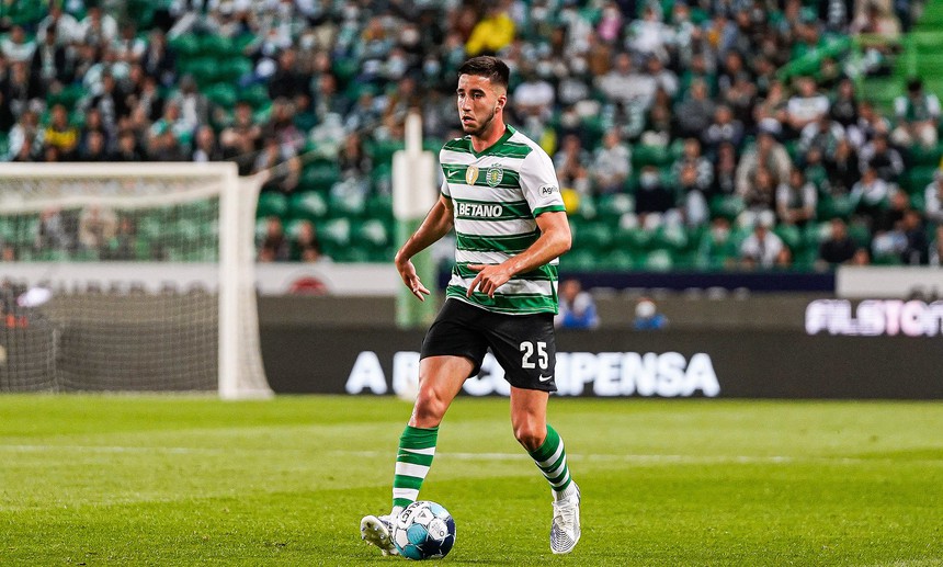 Tin bóng đá MU 22/3: Thế lực 'trong bóng tối' tham gia mua MU, Ten Hag làm thêm giờ để nâng tầm Sancho - Ảnh 5.