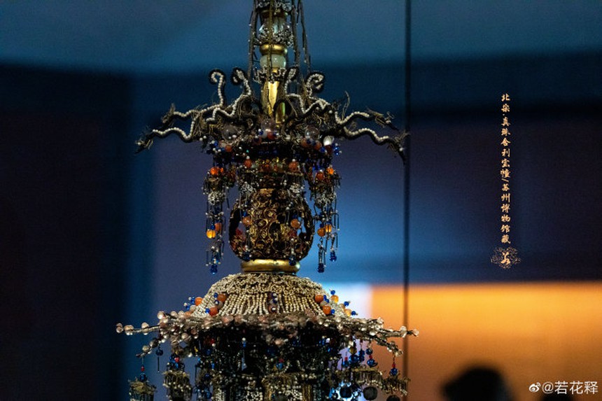 Nhặt tổ chim, 3 cậu bé vô tình tìm thấy quan tài gỗ khảm vàng, chuyên gia: "Kho báu" bên trong mới quý, nó đáng giá 17.000 tỷ đồng - Ảnh 9.