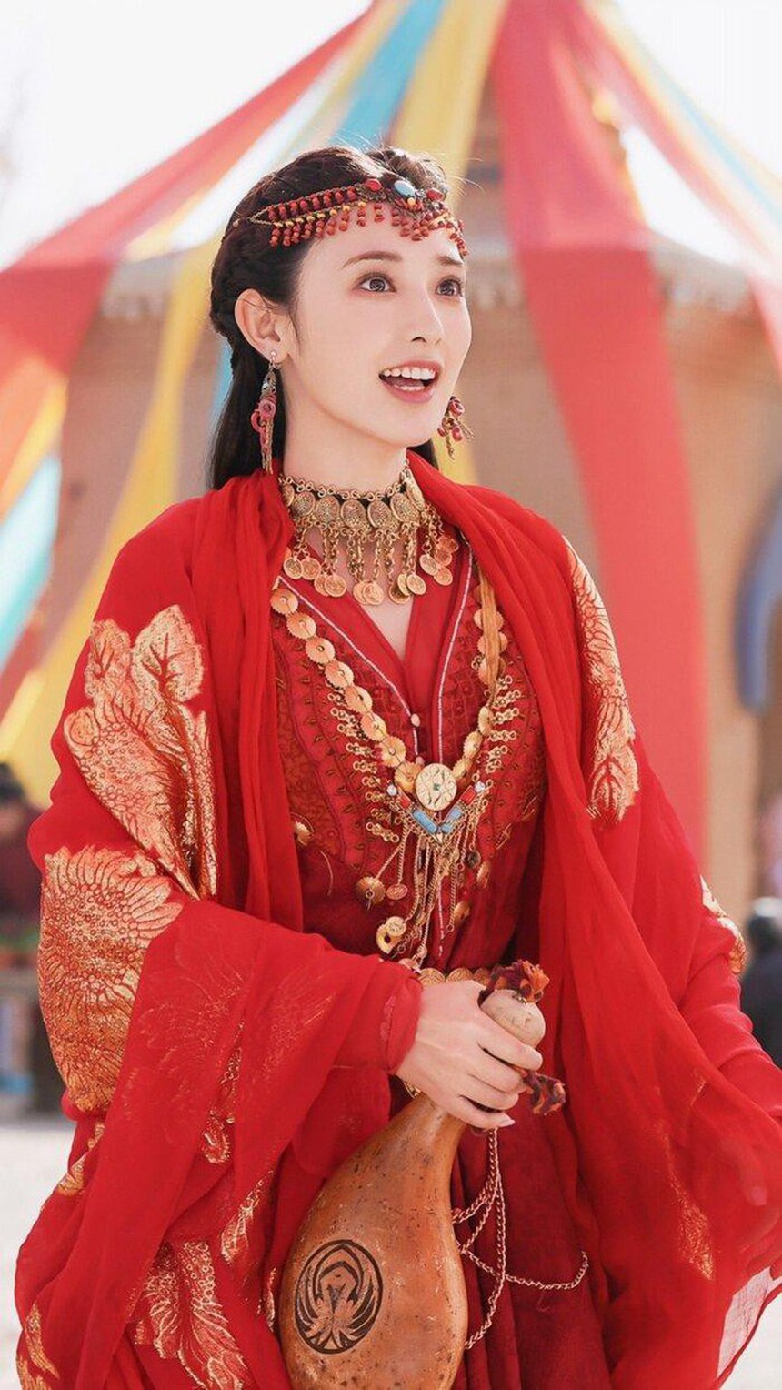 Không ngờ nhan sắc 'nàng thơ Đông Cung' giờ tụt dốc thảm thương thế này, đến mỉm cười cũng làm fan bỏ xem ngang - Ảnh 12.