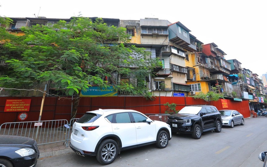 Hà Nội đẩy nhanh tiến độ di dời dân tại các chung cư cũ nguy hiểm - Ảnh 5.