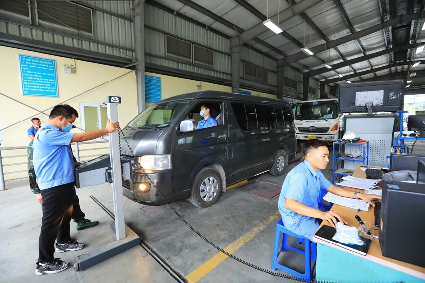 Chính thức miễn đăng kiểm lần đầu với ô tô mới, giãn chu kỳ kiểm định xe - Ảnh 1.