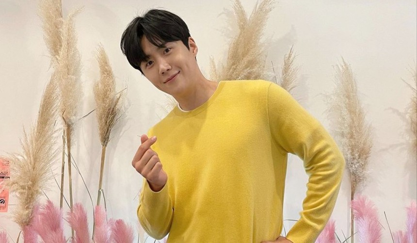 Sao Hàn bị chỉ trích vì có thái độ thô lỗ: "Mỹ nam đao phủ" của The Glory và em gái quốc dân bất ngờ vướng tranh cãi - Ảnh 2. Sao Hàn bị chỉ trích vì có thái độ thô lỗ: "Mỹ nam đao phủ" của The Glory và em gái quốc dân bất ngờ vướng tranh cãi - Ảnh 2.