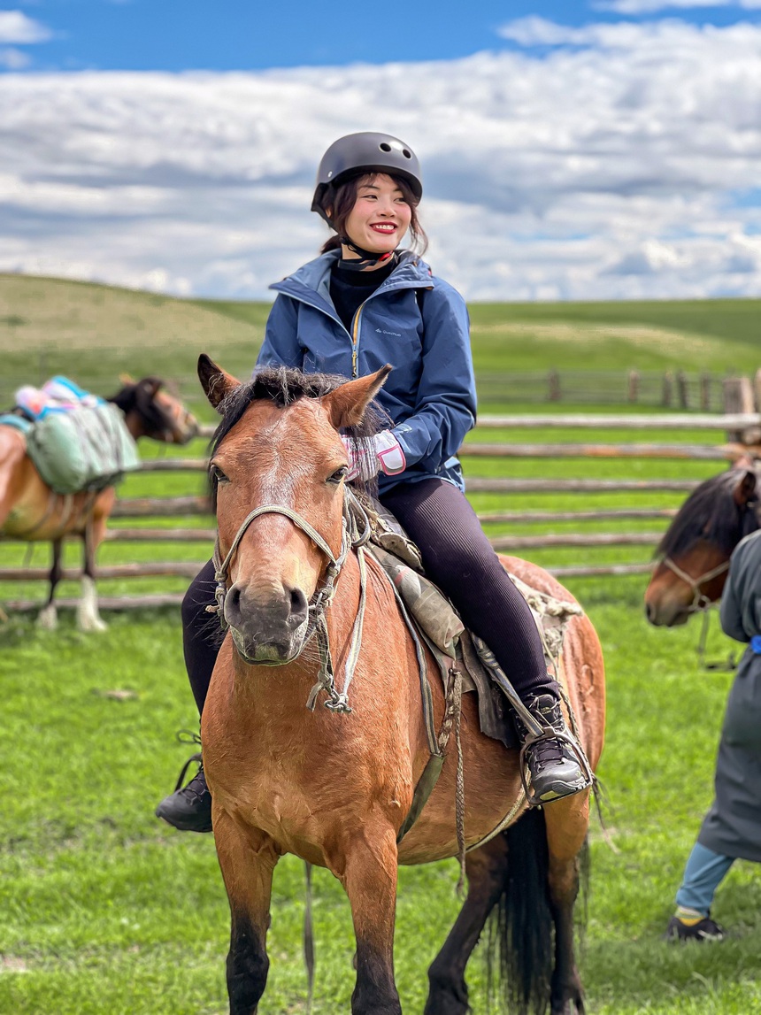 9X chi tiền đi du lịch một năm đủ mua một căn nhà, đi ‘chơi’ nhưng ‘ra tiền’: Hãy kiếm thật nhiều tiền, tự chủ được tài chính, bạn tự khắc sẽ có thời gian đi du lịch - Ảnh 1.