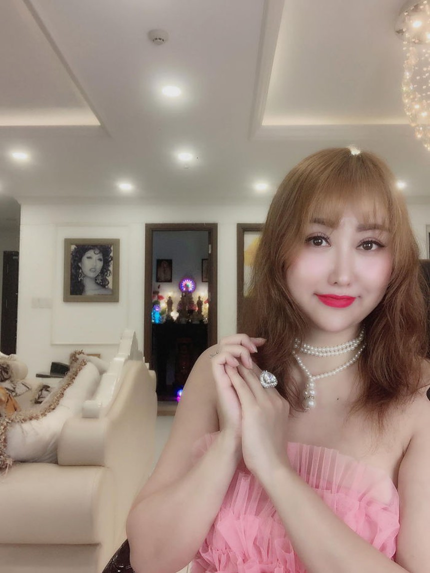 Phi Thanh Vân, Hòa Minzy và hội mẹ đơn thân giàu nức tiếng Vbiz - Ảnh 3.