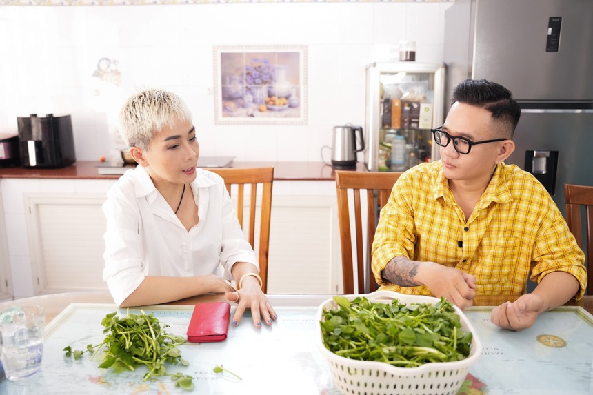 Tiktoker U60 Hạnh Nguyễn: Cuộc đời nhiều biến cố, từng bị ung thư tử cung và lối sống lạc quan, tích cực - Ảnh 3.