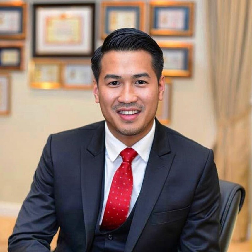 Cặp đôi Linh Rin và Phillip Nguyễn đúng chuẩn "trai tài gái sắc", sở hữu profile học vấn cực đỉnh khi đều du học trường top - Ảnh 2.