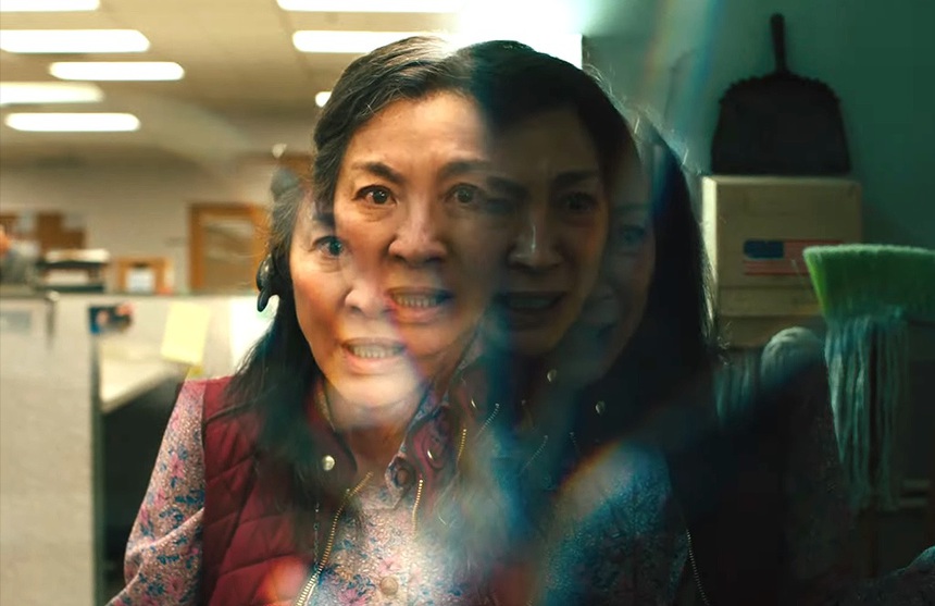 Vì sao 'bộ phim Oscar bất thường đến phi thường' của Dương Tử Quỳnh lại khiến giới trẻ rơi nước mắt, người lớn thấy khó hiểu? - Ảnh 3.