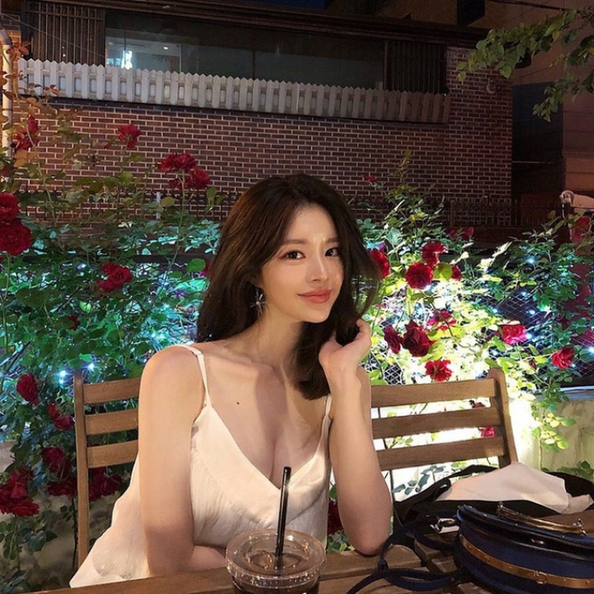 Bạn gái Seungri có nhan sắc ngọt ngào, còn là bạn thân Jisoo Blackpink - Ảnh 6.