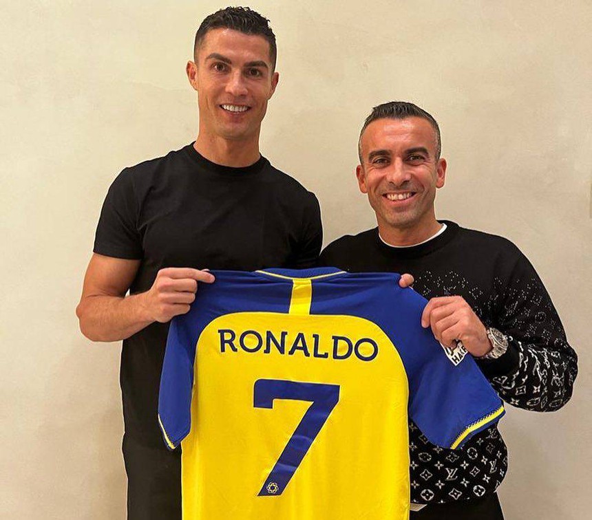 Ronaldo tuyên bố Saudi Pro League sẽ 'chung mâm' Ngoại hạng Anh, chính thức đón đại diện mới - Ảnh 3. Ronaldo tuyên bố Saudi Pro League sẽ 'chung mâm' Ngoại hạng Anh, chính thức đón đại diện mới - Ảnh 3.