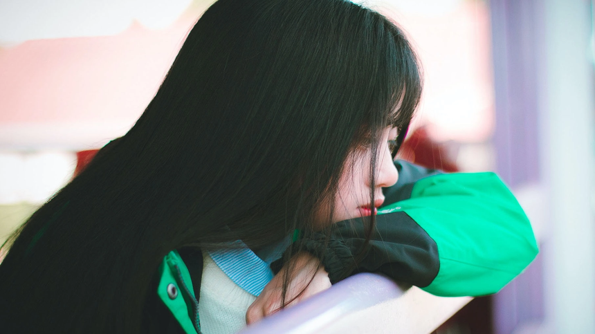 Cha mẹ "nhìn xa, trông rộng" dạy con tránh xa 3 kiểu nguời khi chọn bạn đời: Nếu không tương lai tối tăm, ngập trong nước mắt - Ảnh 2.