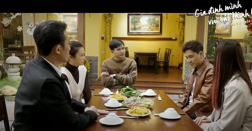 'Gia đình mình vui bất thình lình' tập 5: 'Đội nam' lục đục vì Arsenal và MU - Ảnh 3.