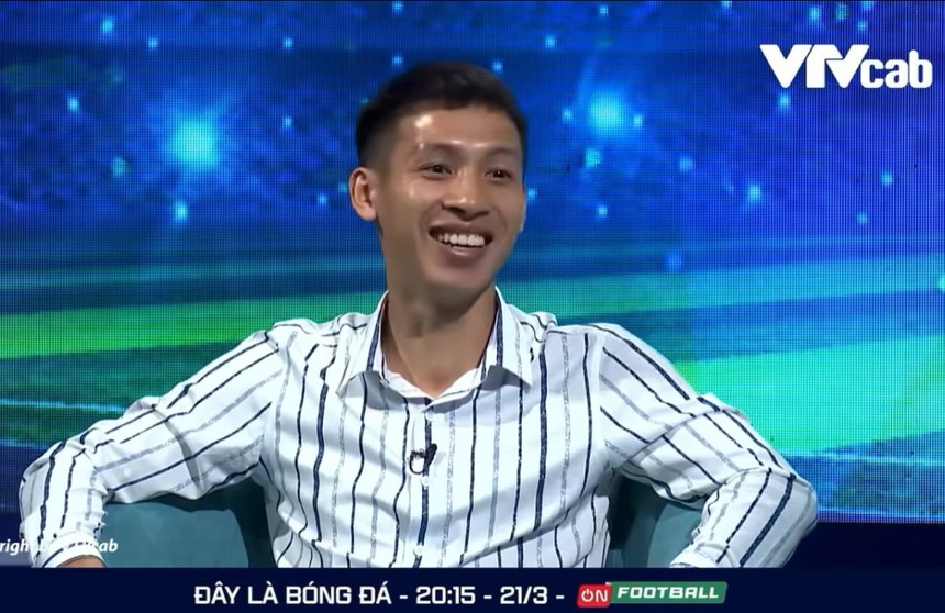 Hùng Dũng so sánh HLV Troussier với thầy Park, nói thật lòng về World Cup trước ngày sang Hàn Quốc - Ảnh 2.