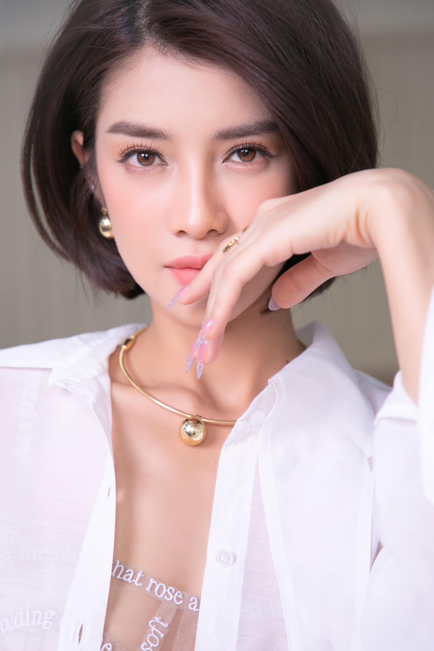 Trình Mỹ Duyên - Tiểu thư của 'Đừng nói khi yêu': Quá khứ vất vả khác xa vẻ sang chảnh, bị lừa hết tiền cát xê đi diễn - Ảnh 7. Trình Mỹ Duyên - Tiểu thư của 'Đừng nói khi yêu': Quá khứ vất vả khác xa vẻ sang chảnh, bị lừa hết tiền cát xê đi diễn - Ảnh 7.