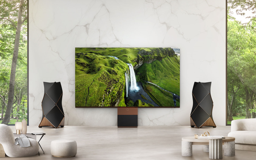 Có gì ở mẫu tivi dân dụng đắt nhất thế giới của LG vừa ra mắt ở Việt Nam, giá ngang cả căn nhà? - Ảnh 1. Có gì ở mẫu tivi dân dụng đắt nhất thế giới của LG vừa ra mắt ở Việt Nam, giá ngang cả căn nhà? - Ảnh 1.