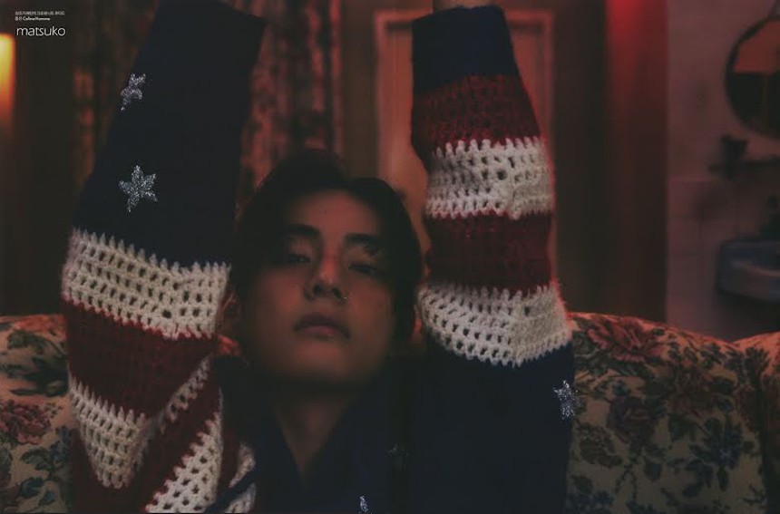 20+ bức ảnh tuyệt đẹp về buổi chụp hình siêu hấp dẫn của V BTS cho 'ELLE Korea'  - Ảnh 13.