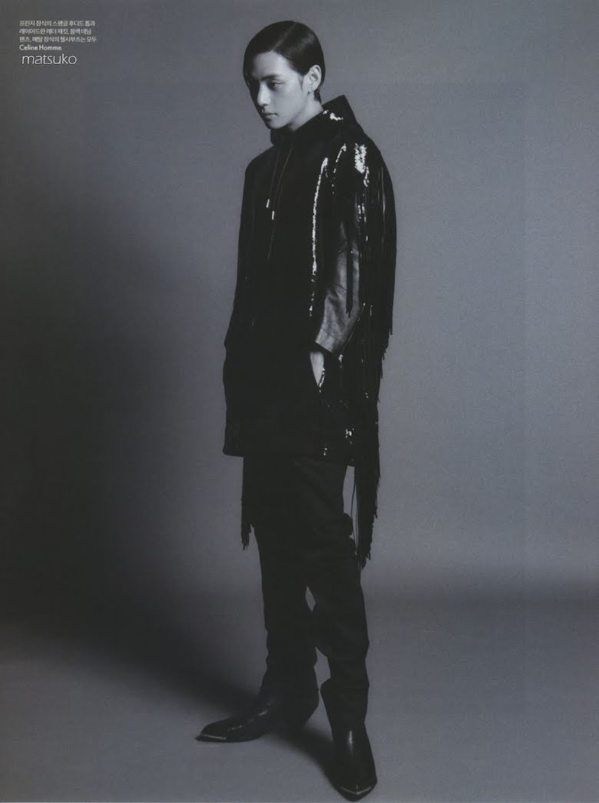 20+ bức ảnh tuyệt đẹp về buổi chụp hình siêu hấp dẫn của V BTS cho 'ELLE Korea'  - Ảnh 9.