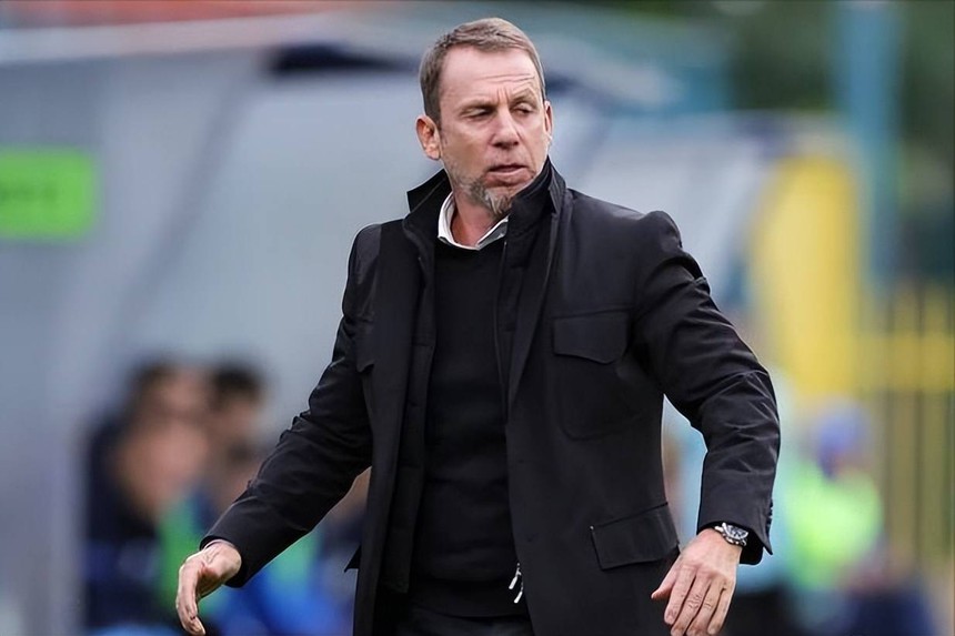 Được đối thủ 'chấp 2 tuổi', U24 Trung Quốc vẫn nhận thất bại muối mặt - Ảnh 2. Được đối thủ 'chấp 2 tuổi', U24 Trung Quốc vẫn nhận thất bại muối mặt - Ảnh 2.