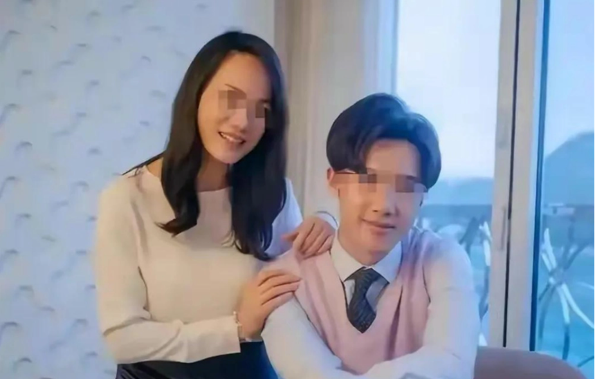 Mẹ vợ vô tình phát hiện thi thể con rể trong tủ đông sau 15 tháng mất tích, vạch trần tội ác tàn độc của người 'đầu ấp tay gối' - Ảnh 1.