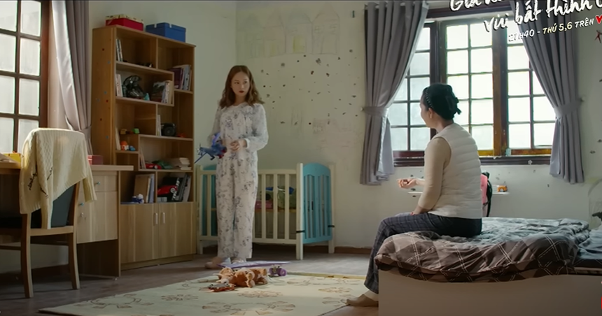 'Gia đình mình vui bất thình lình' tập 6: Cả nhà xáo trộn trước thềm đám cưới cậu út - Ảnh 4. 'Gia đình mình vui bất thình lình' tập 6: Cả nhà xáo trộn trước thềm đám cưới cậu út - Ảnh 4.